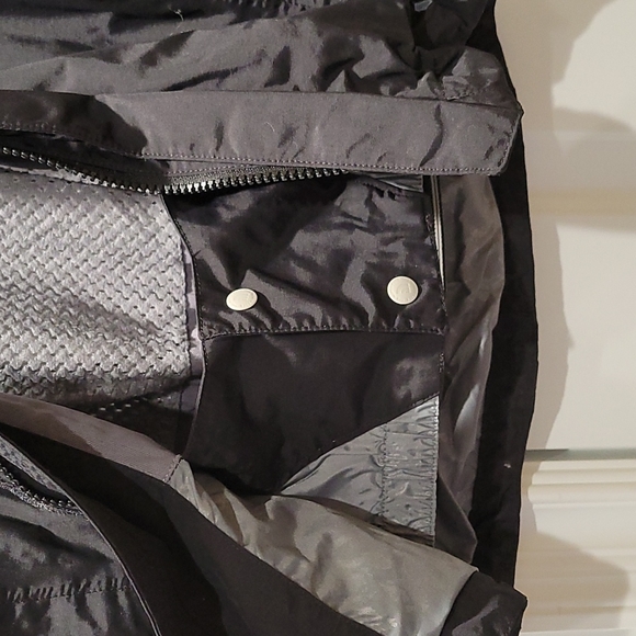 North Face Jacket - Shell only - Picture 3 of 8